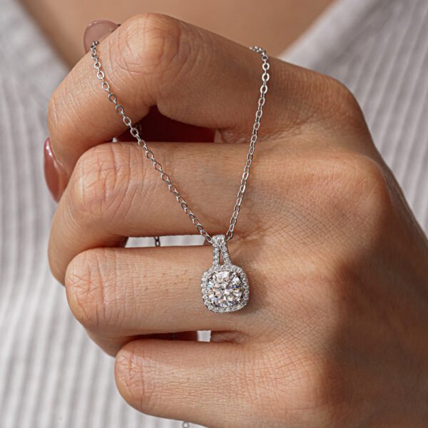 925 Sterling Silver 1ct Moissanite Necklace