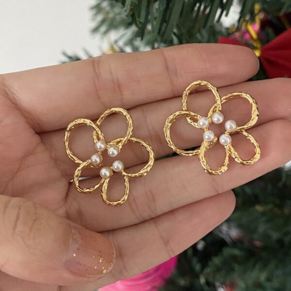 Brass Flower Pearl Earrings