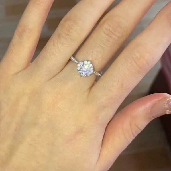 925 Sterling Silver 0.5ct Moissanite Ring