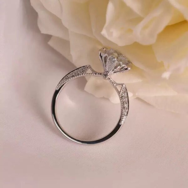 925 Sterling Silver 1ct Moissanite Ring
