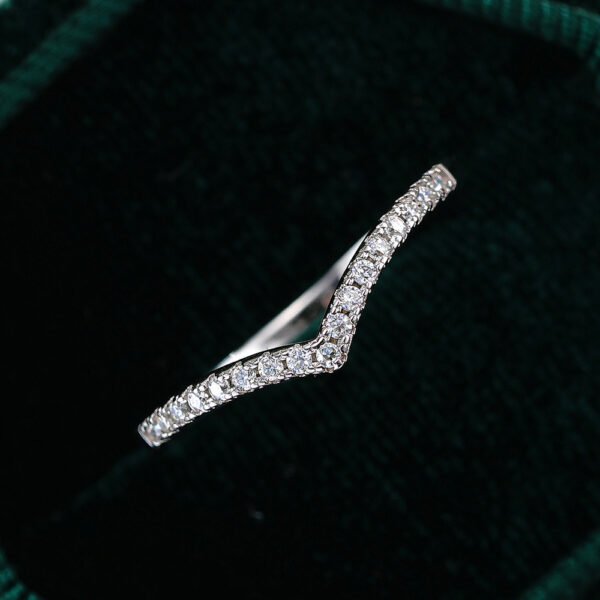 925 Silver Moissanite V Shaped Ring