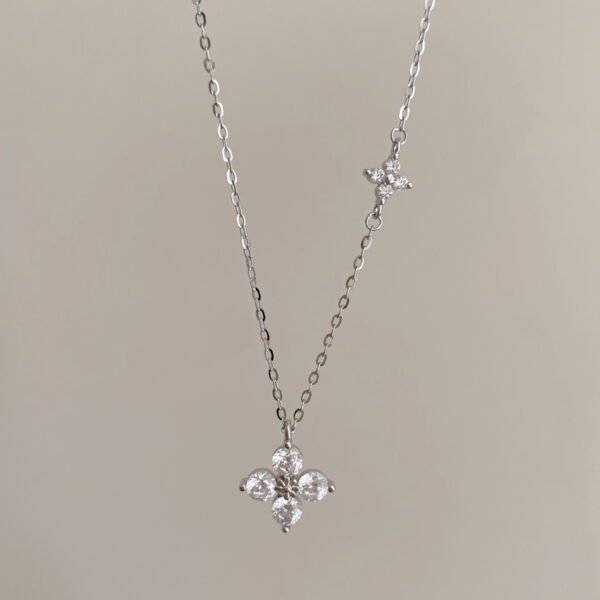 Silver Clover Necklace