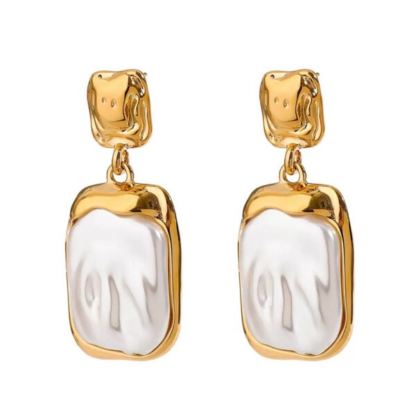 Hammered Pearl Earrings